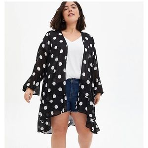 Torrid EUC Size 2 Black & White Dot Chiffon Kimono